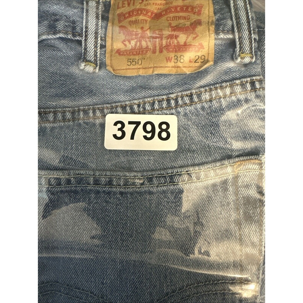 Levi's Men's 550 Jeans 38x29 (36x27) Regular Fit Straight Leg High Rise Distress - Picture 14 of 14